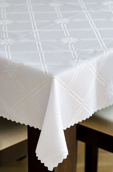 9051879546e98dd1fb9d1792df558195