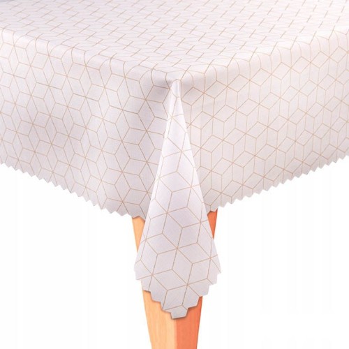 Obrus-z-złotym-wzorem