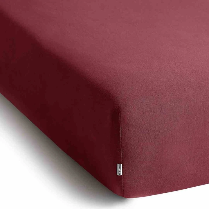Prześcieradło AMBER kolor różowy styl klasyczny materiał jersey 180x200 DecoKing
