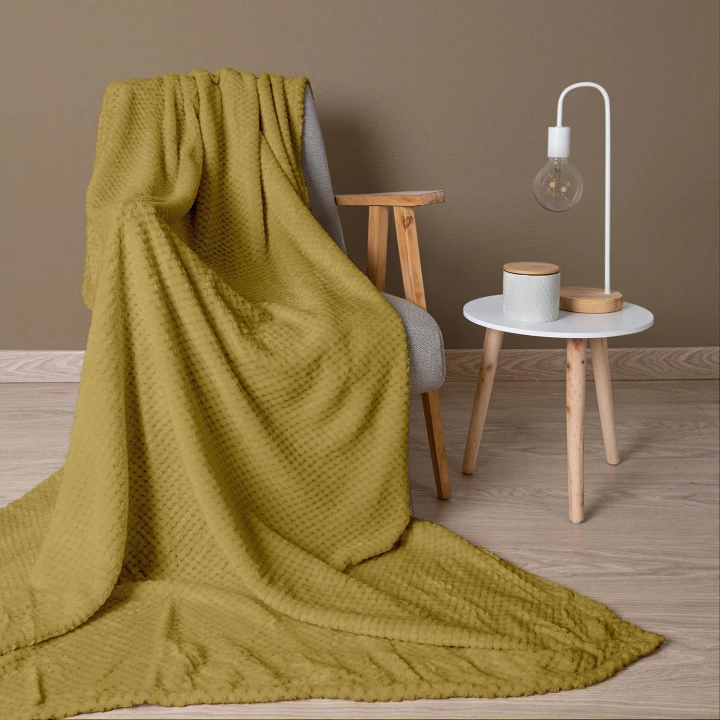 Koc Żakardowy AMORRO w Odcieniu Oliwki 200x220 cm – Elegancka i Wygodna Ochrona Przed Chłodem