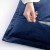 Poszewka dekoracyjna VELVET w kolorze indygo 45x45, zestaw 2 sztuki