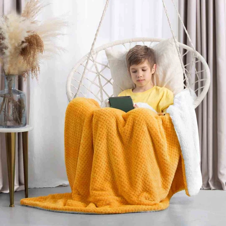 Koc Shleepy Pomarańczowy Tłoczony żakardowo Nowoczesny 130x180 AmeliaHome