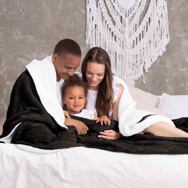AmeliaHome - Koc SHLEEPY kolor czarny - 170x210 cm.