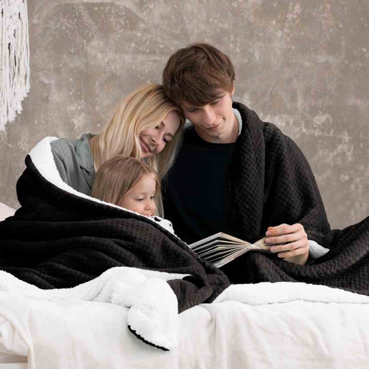 AmeliaHome - Koc SHLEEPY kolor czarny - 170x210 cm.