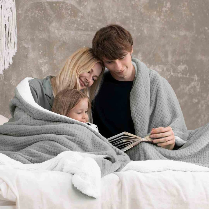 AmeliaHome - Koc SHLEEPY szary - 220x240 cm.