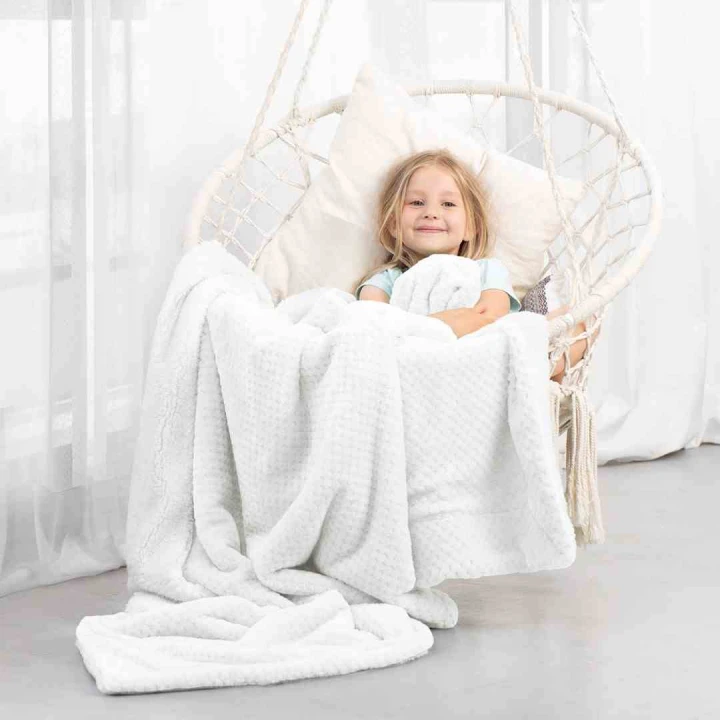 AmeliaHome - Koc biały SHLEEPY - 220x240 cm.