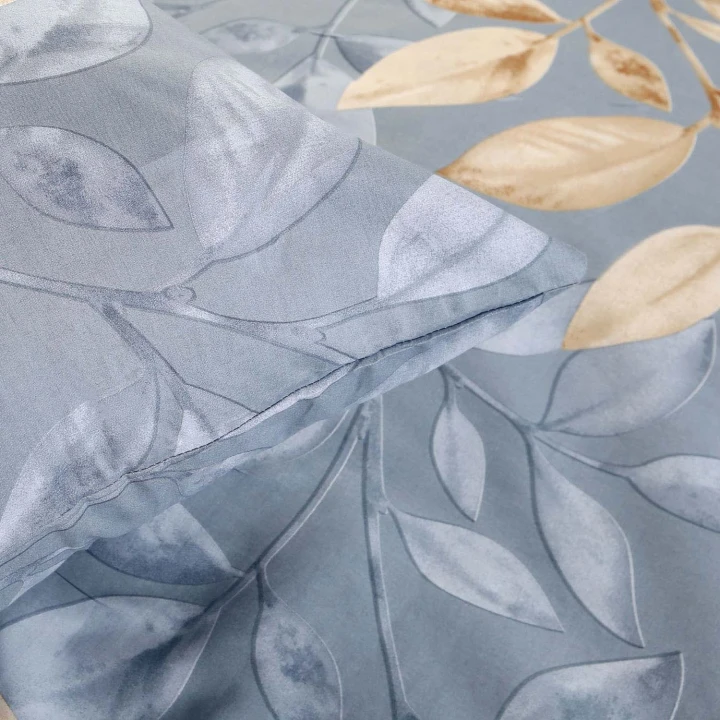 Pościel bawełniana CottonLove 160x200 cm z dwoma poszewkami 70x80 cm. 100% bawełna, zamek błyskawiczny, gramatura 110 g/m²