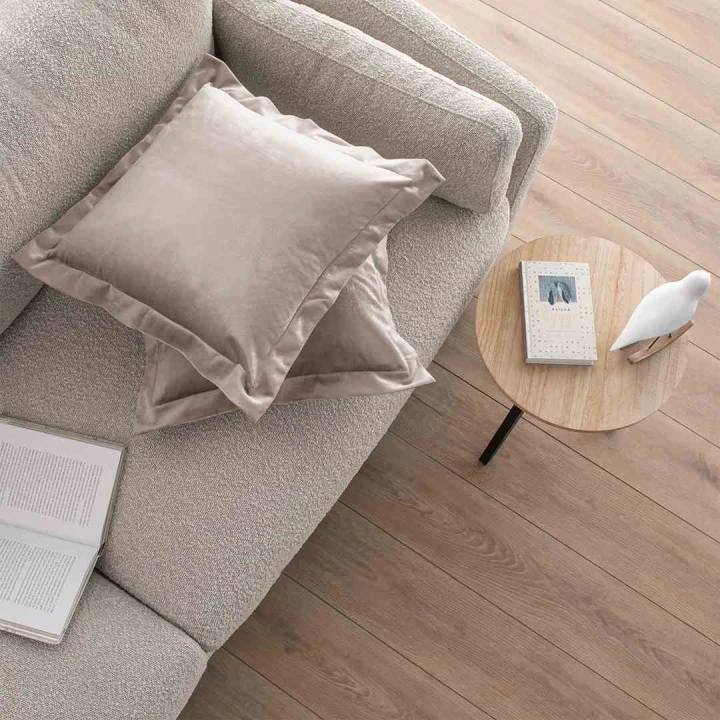 RESTILO poszewka dekoracyjna Velvet jasny beż 45x45 2 szt. glamour