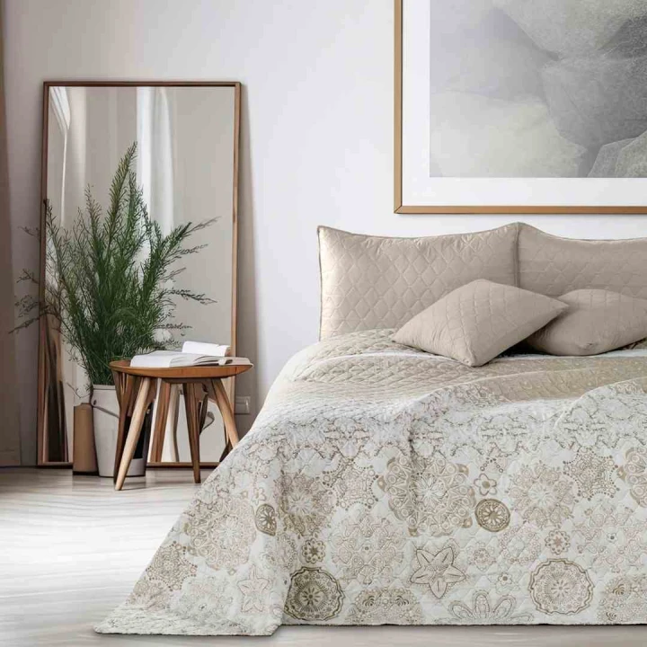 Narzuta ALHAMBRA beżowo-biała 200x220 DecoKing elegancka z nadrukiem
