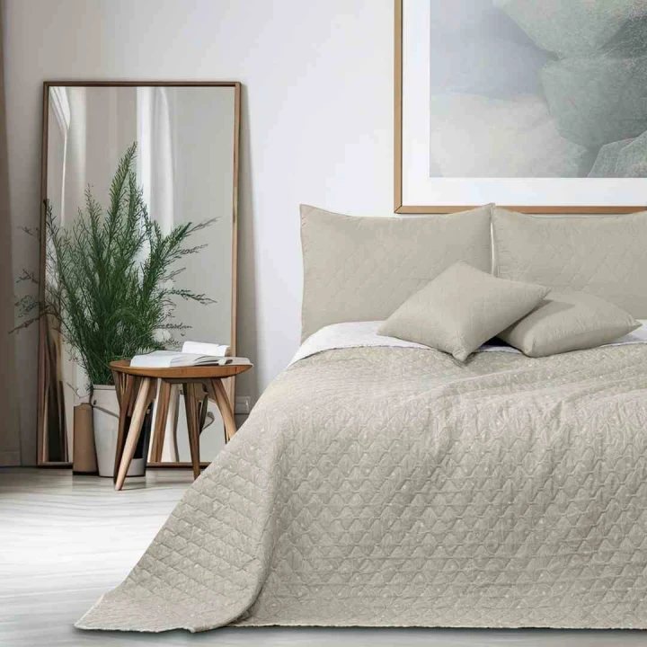 Narzuta ALHAMBRA beżowo-biała 200x220 DecoKing elegancka z nadrukiem