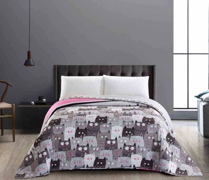 Narzuta na łóżko DecoKing Cats Invasion szara 170x270 z mikrofibry pikowana dwustronna