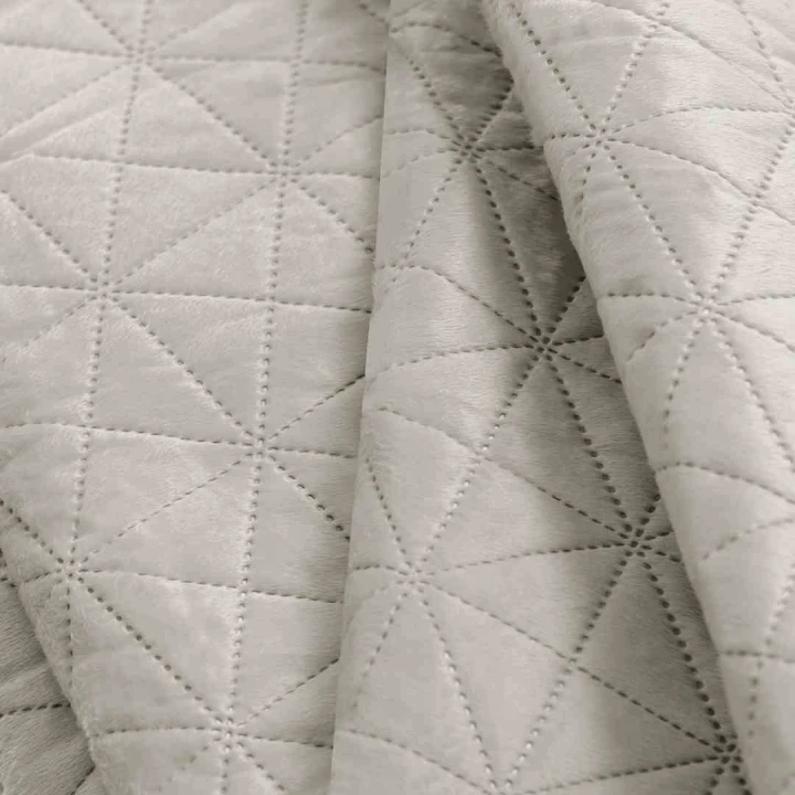 Narzuta na łóżko jasny beż glamour 170x270 velvet dwustronna