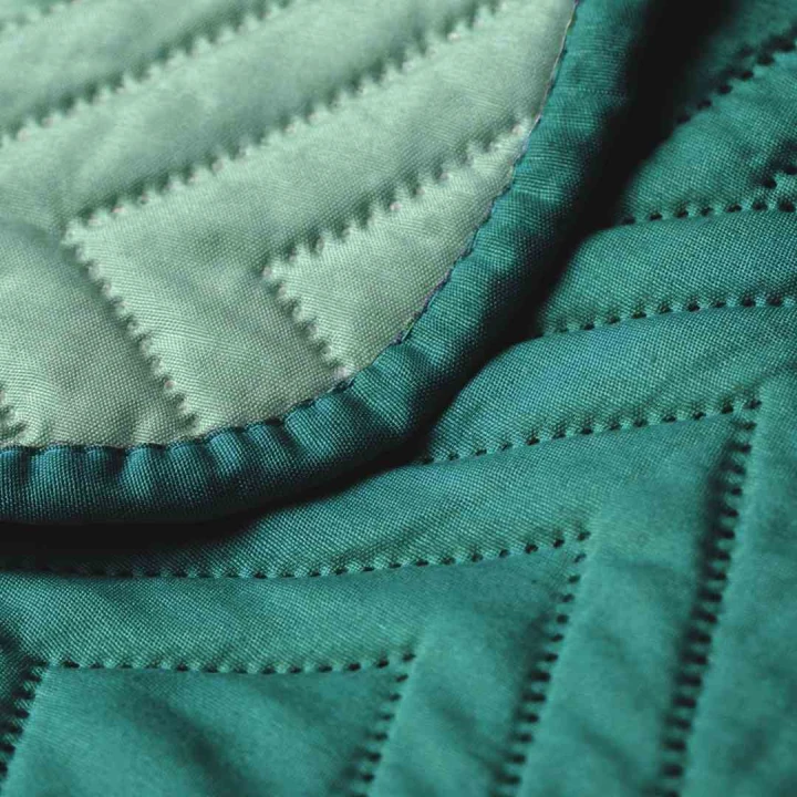 Narzuta na łóżko AmeliaHome Softa zielona 170x210 dwustronna pikowana
