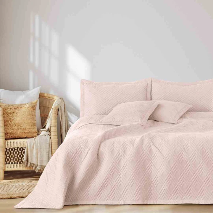 Narzuta na łóżko Ophelia kolor pudrowy róż 170x210