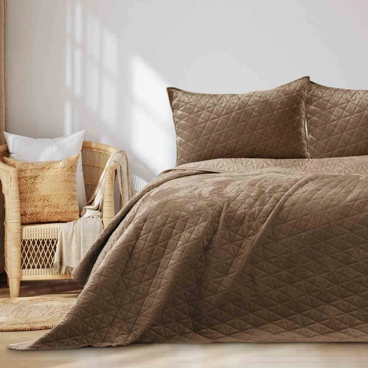 Narzuta na łóżko Laila cappuccino 170x210 glamour dwustronna velvet