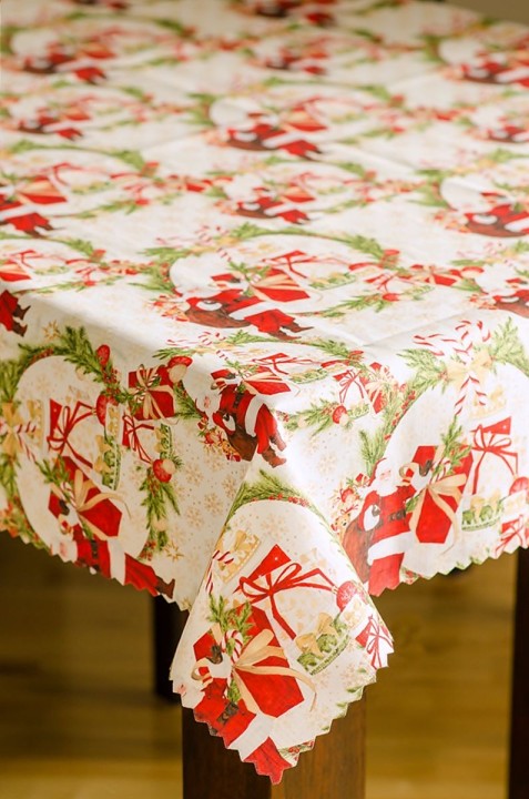 Obrus świąteczny Boże Narodzenie Mikołaje prezenty