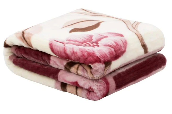 Koc Elway 157 rozmiar 160x210 cm.